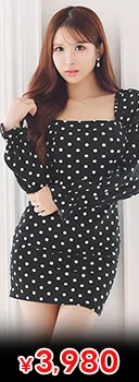 [伊藤桃々着用]トレンドドット柄×スクエアネック♪大人クラシカルに魅せるパフスリーブタイトミニ丈キャバドレス[SML/3サイズ展開]