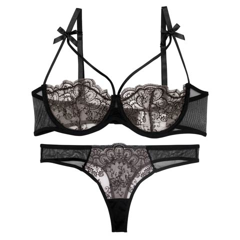 8/8V![CARRIEFRANCA]_}XN{R[huZbg[]