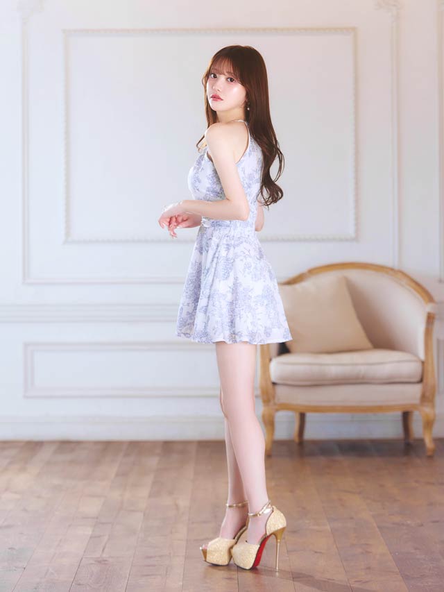 8/4再販!2日で完売した☆私服でもOKトワルドジュイ柄ホルターネック