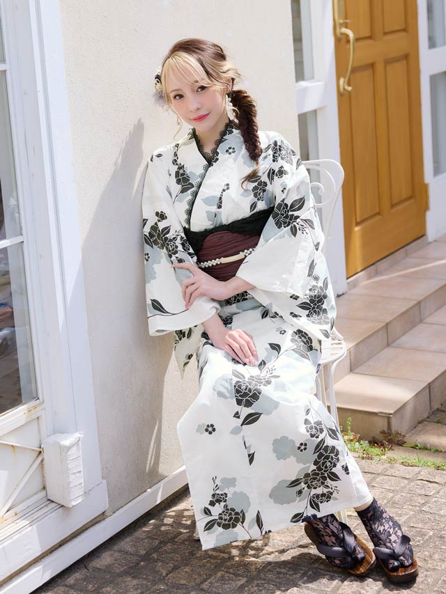 2点SET][鈴木ユリア(baby)着用]モノトーン牡丹柄浴衣【YUKATA by dazzy