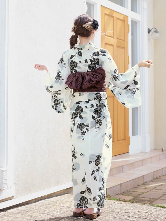 2点SET][鈴木ユリア(baby)着用]モノトーン牡丹柄浴衣【YUKATA by dazzy