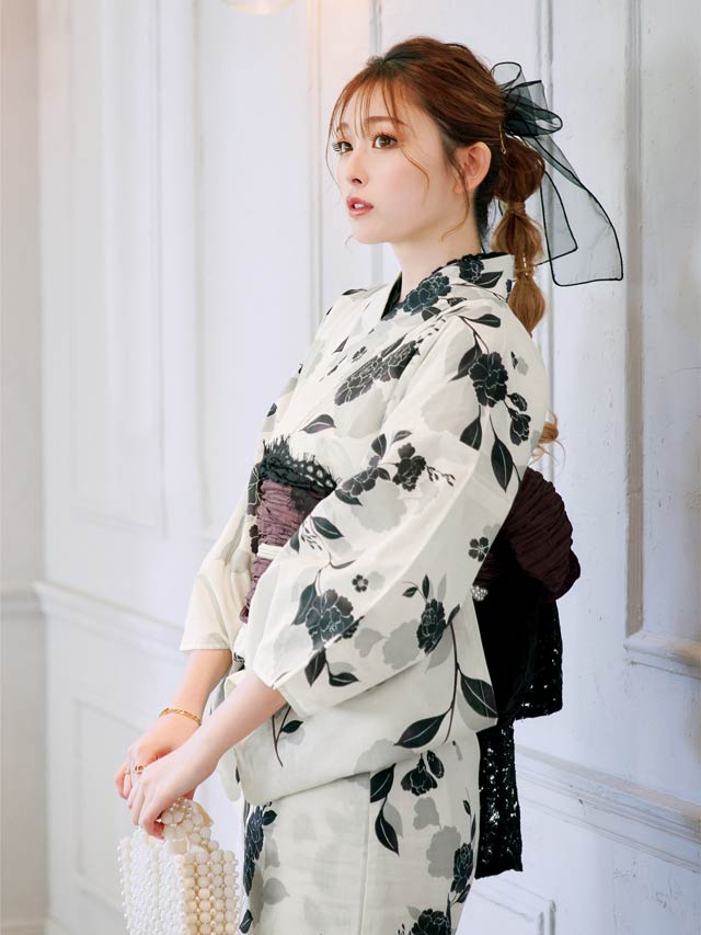 セパレート浴衣] モノトーン牡丹柄浴衣[4点SET]【YUKATA by dazzy 2026