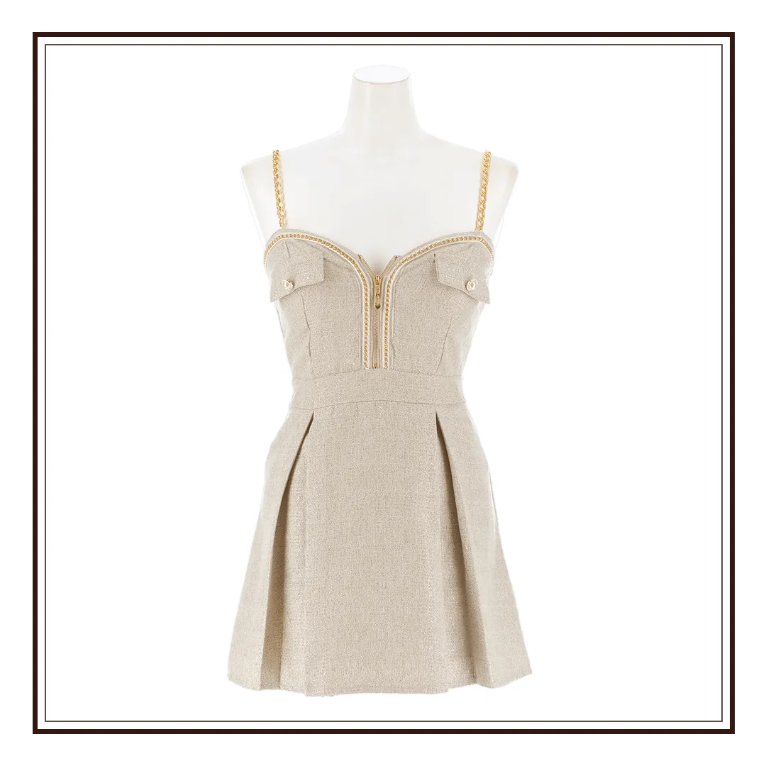 羽澄まり着用ドレス